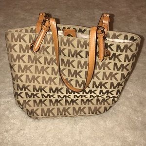 Michael Kors MK Shoulder Purse